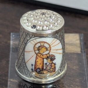 AD26  Vintage VERSILBERT Limited Edition Christmas Silver Plated Germany Thimble